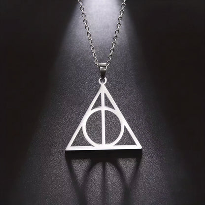 Collar de acero inoxidable de las tres reliquias